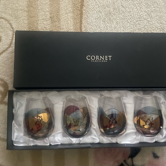 COPY - Cornet Barcelona, 4 size: 20 OZ, 3.8”, 4.9”, colors: base from a church … - Picture 2 of 6